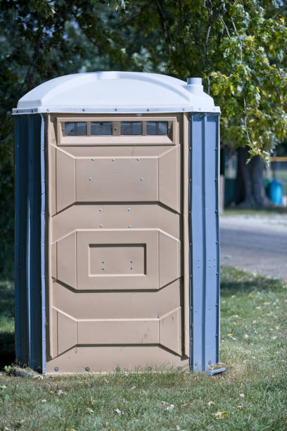 Best Porta potty delivery and setup  in El Paso, IL